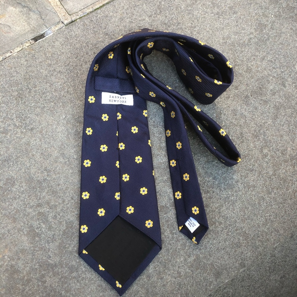 Barneys New York Tie - Picture 3 of 7